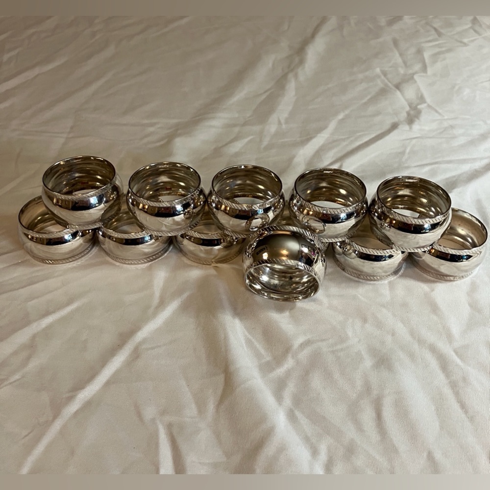Vintage Silver Plated Napkin Rings With Ribboned Etched Rim. Set of 12